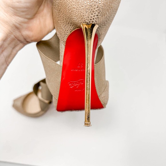Christian Louboutin Gold Metallic Dotted Textured Big Dorcet Pump Heels EU 37 - Picture 10 of 16